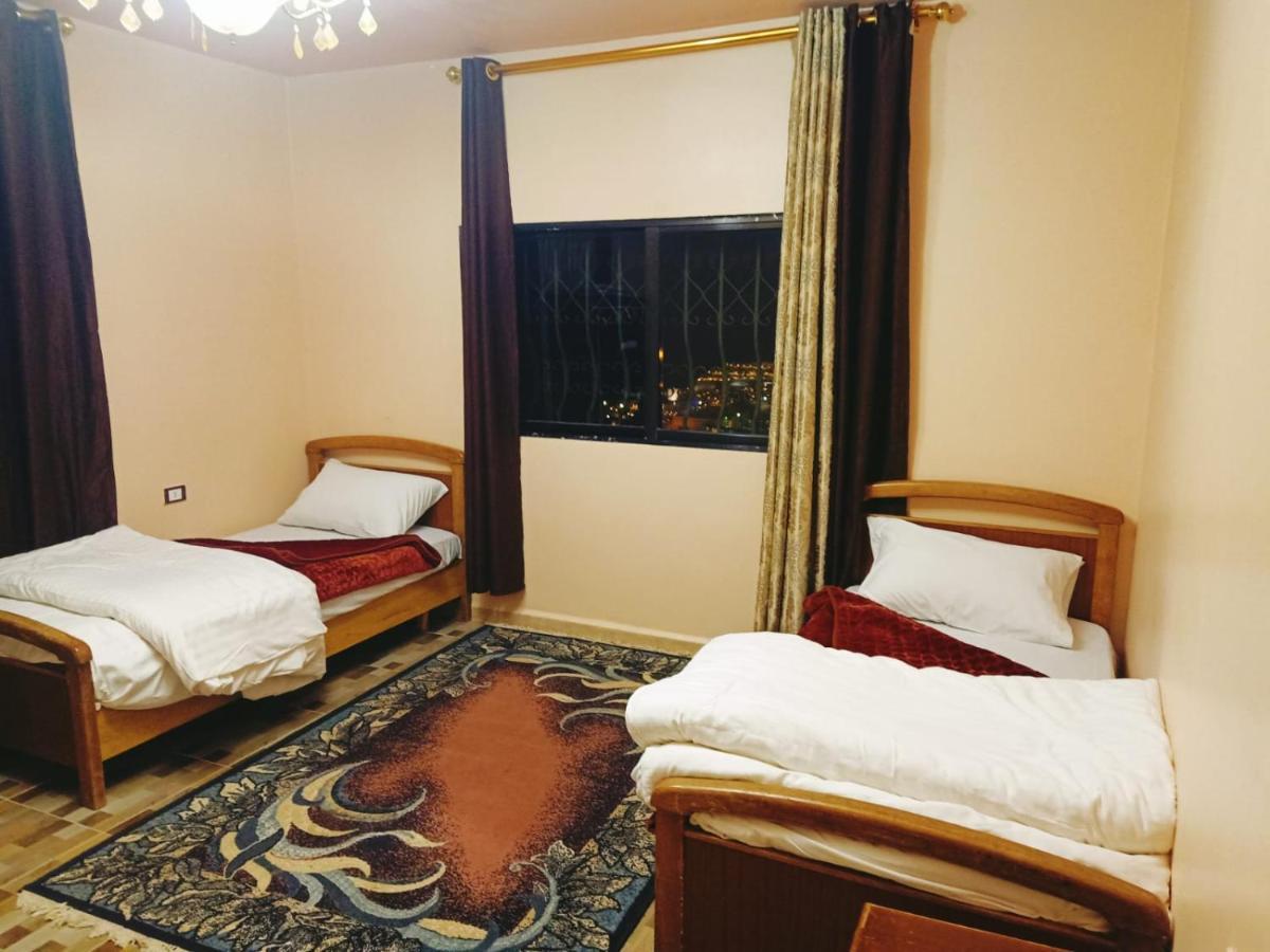 Jordanian Baity Apartment Wadi Musa Exterior photo